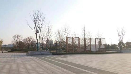 新郑项目介绍：项目位于郑州市新郑市北部，新郑市为河南百强县排