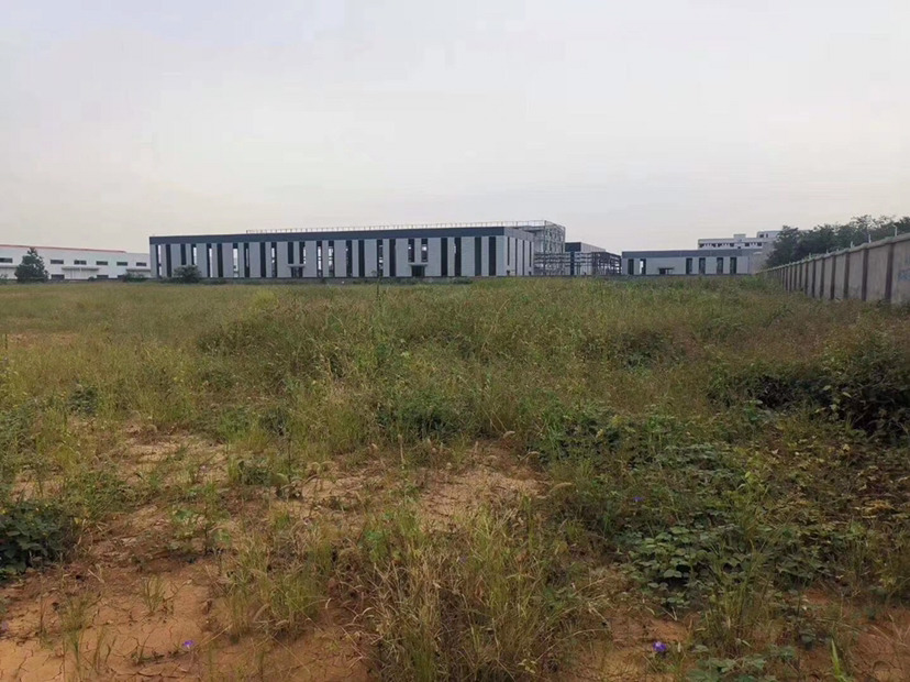 u新津区工业用地转让，占地面积40亩，立项目是智能电器设备