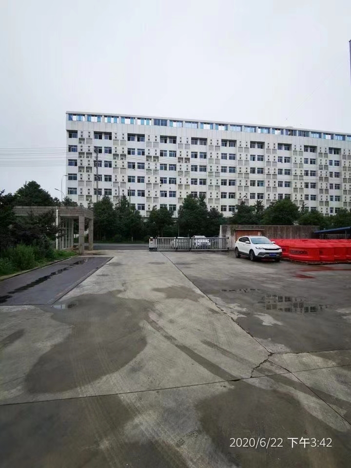 湖南省长沙市宁乡县国有证厂房周边配套好交通运输方便