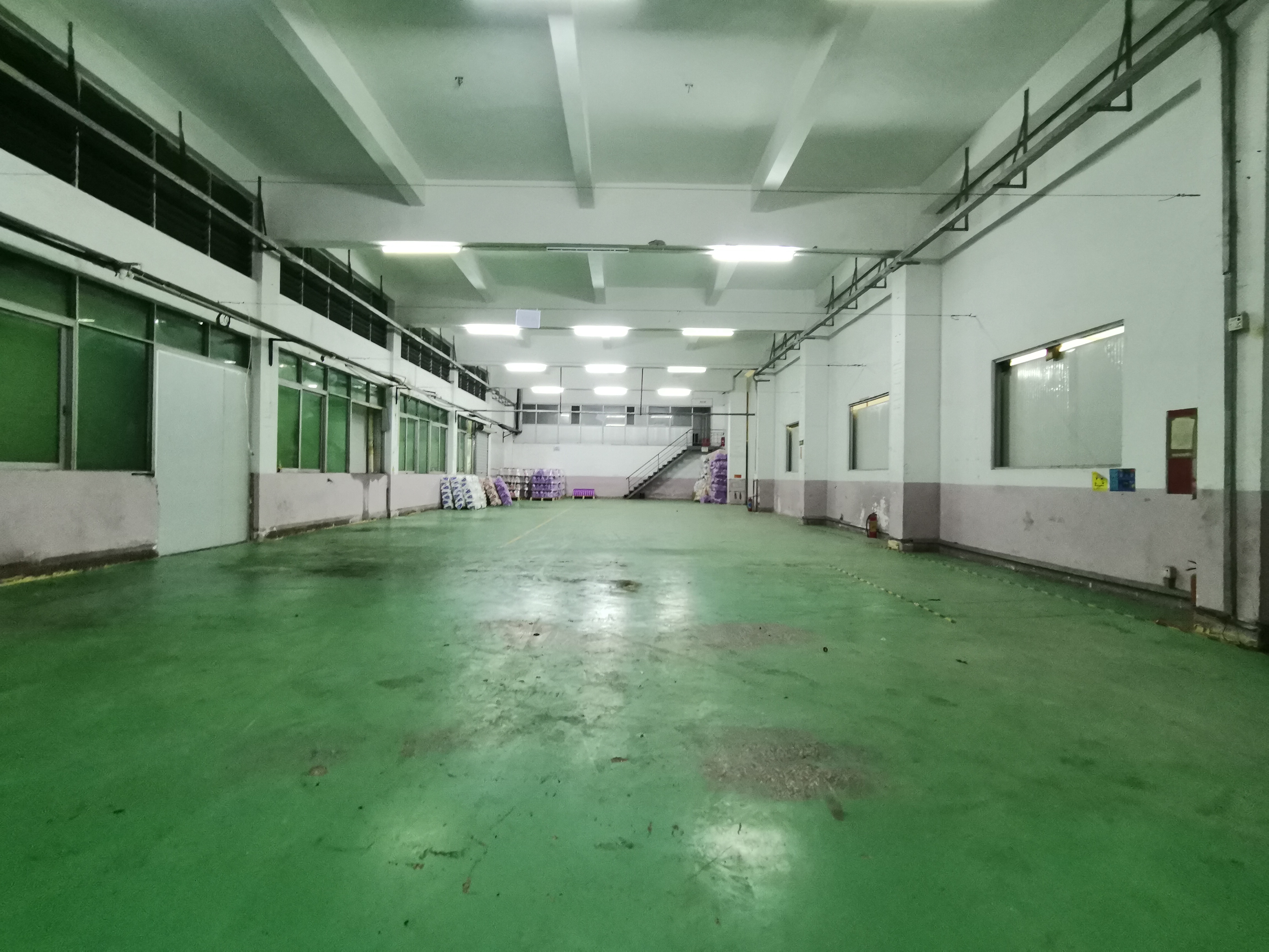 塘厦科苑城原房东标准一楼800平高度5米适合注塑机加工等行业