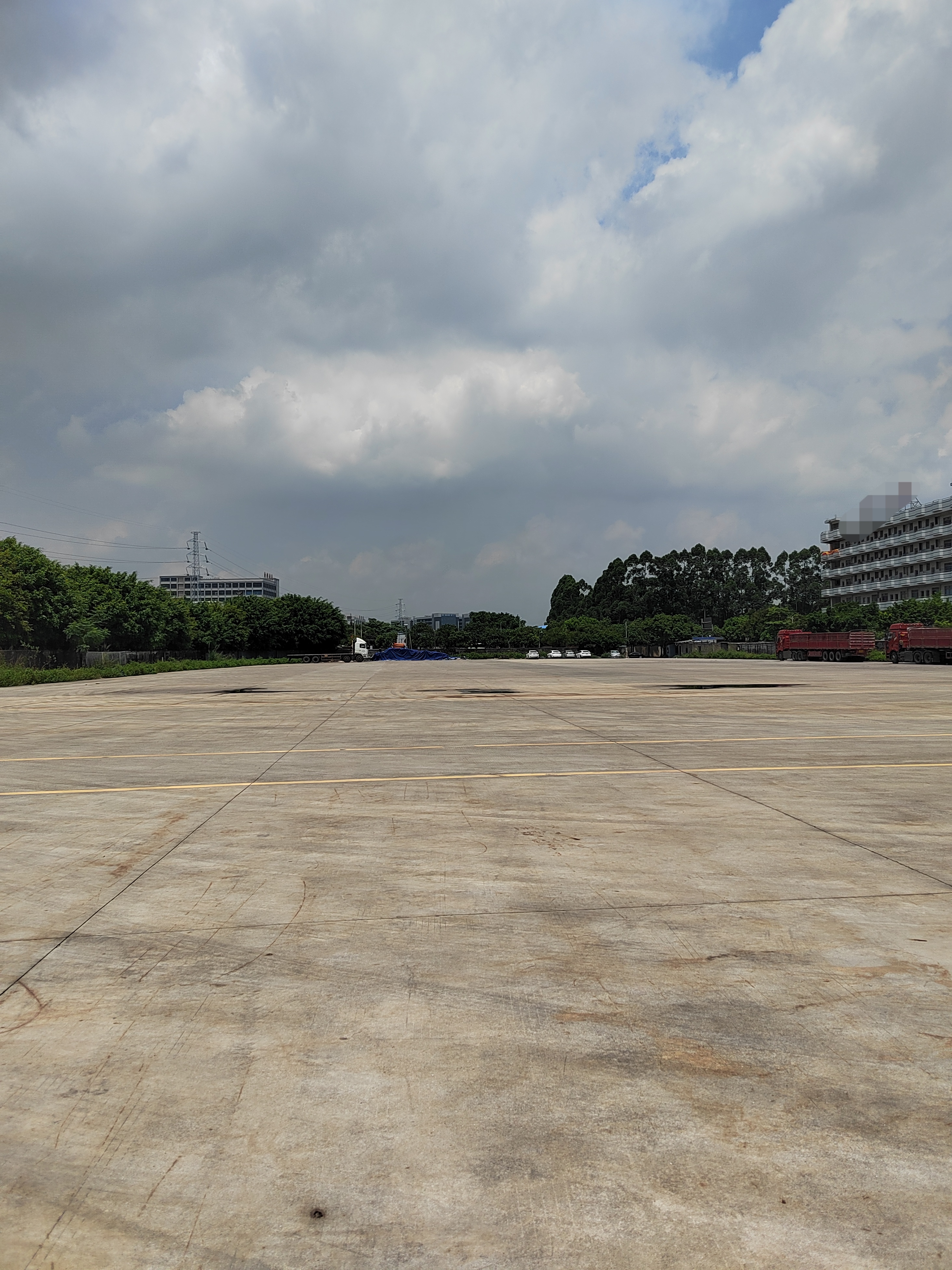 中堂主干道边高速口，快速路口国有红本工业用地