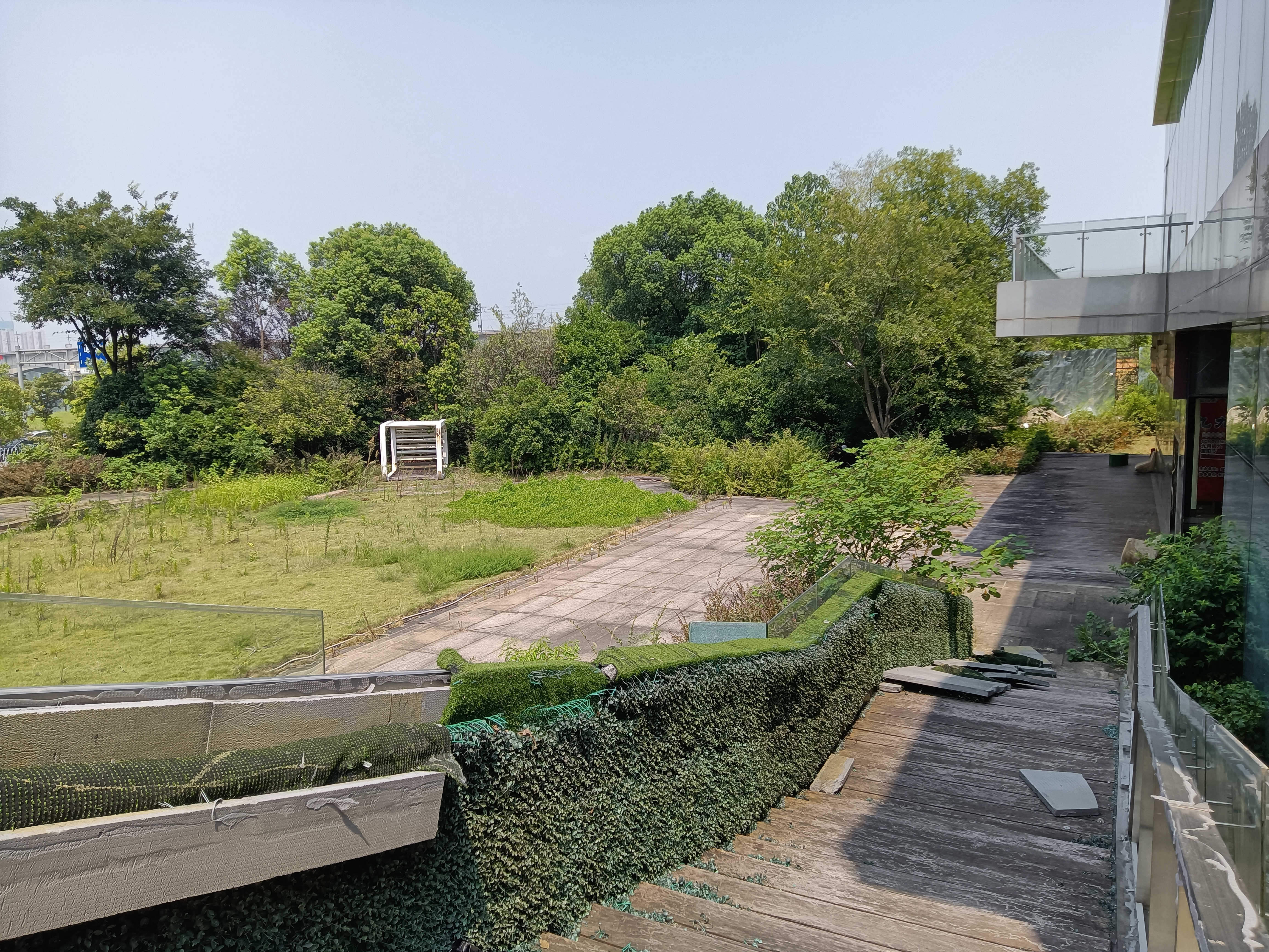 民房的价格租写字楼！长沙市岳麓区麓谷企业广场9百方写字楼招租