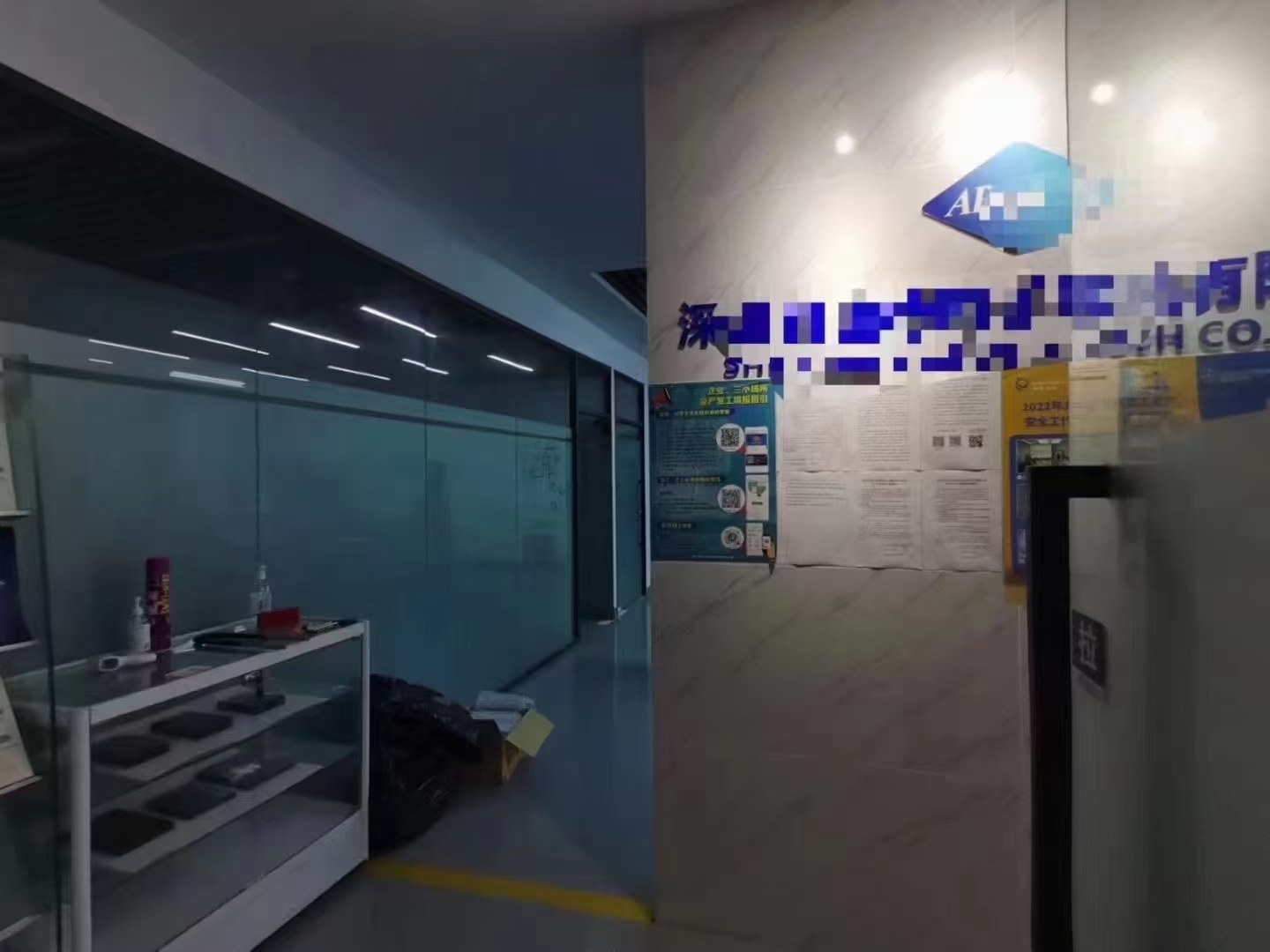 观澜龙华原房东工业园区一楼550㎡，精装修，拎包入住，重工业
