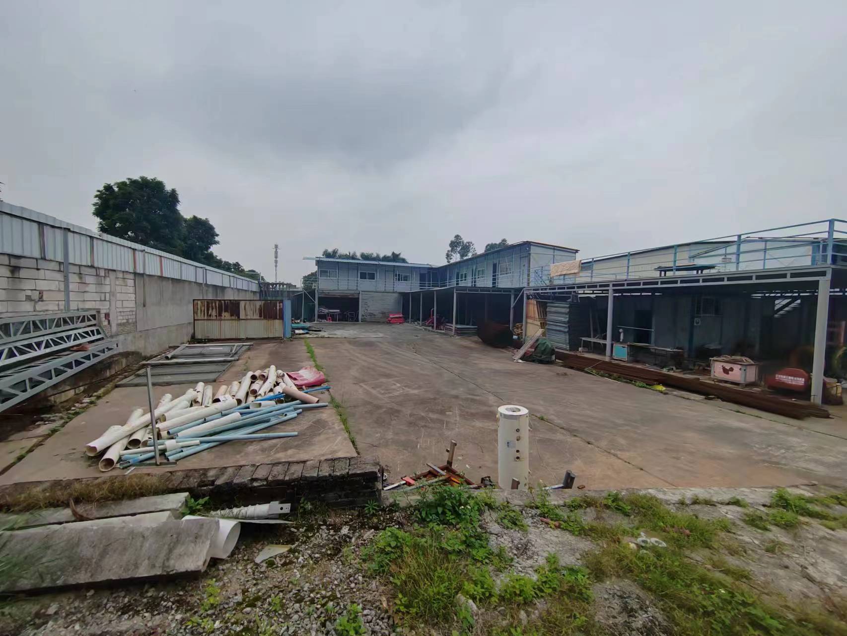 中堂镇一手土地9000平现成硬化周边无居民适合木材建材钢材等