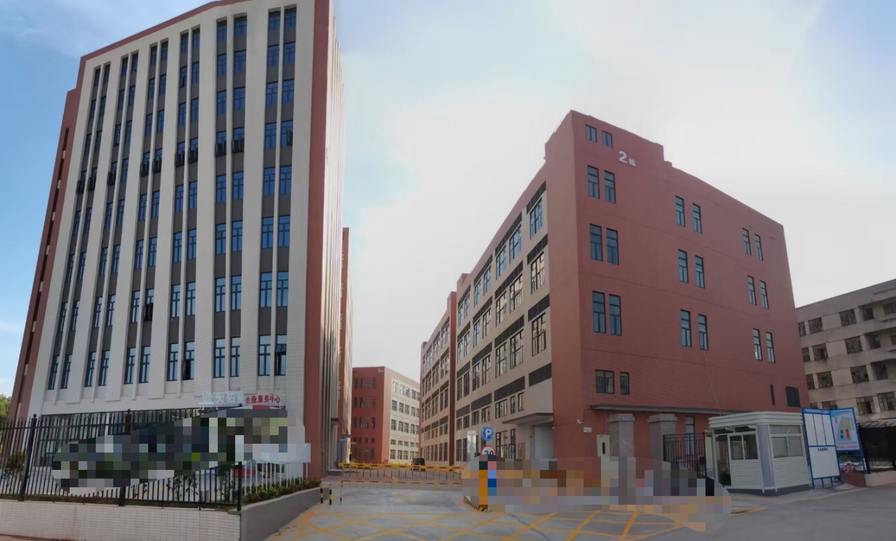石楼新建写字楼18元一平，2500方一层大小分租，可办公生产