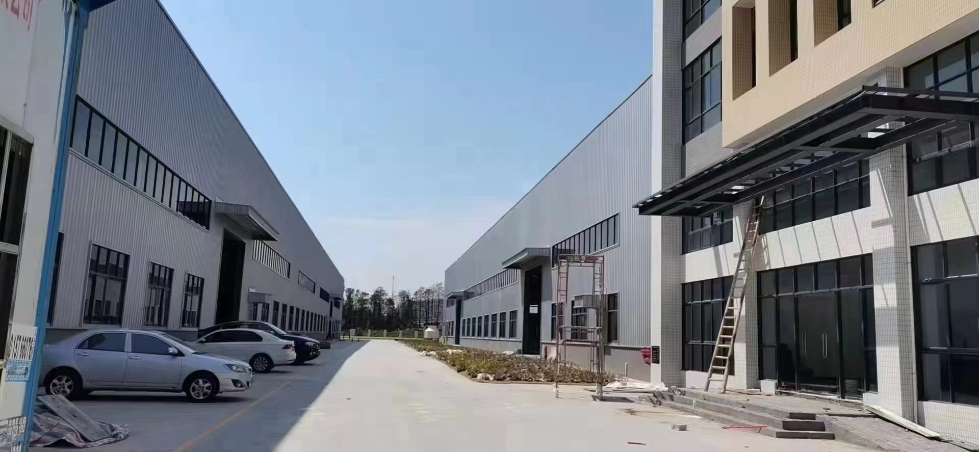 中山东工业区占地18亩，建筑面积11000方，业主诚意出售