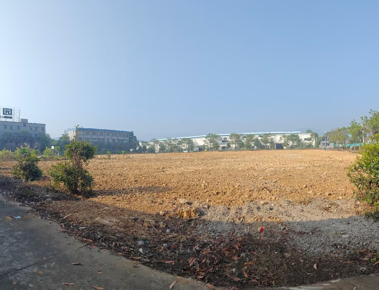 肇庆新出空地直对房东可以分租好进出可以盖房