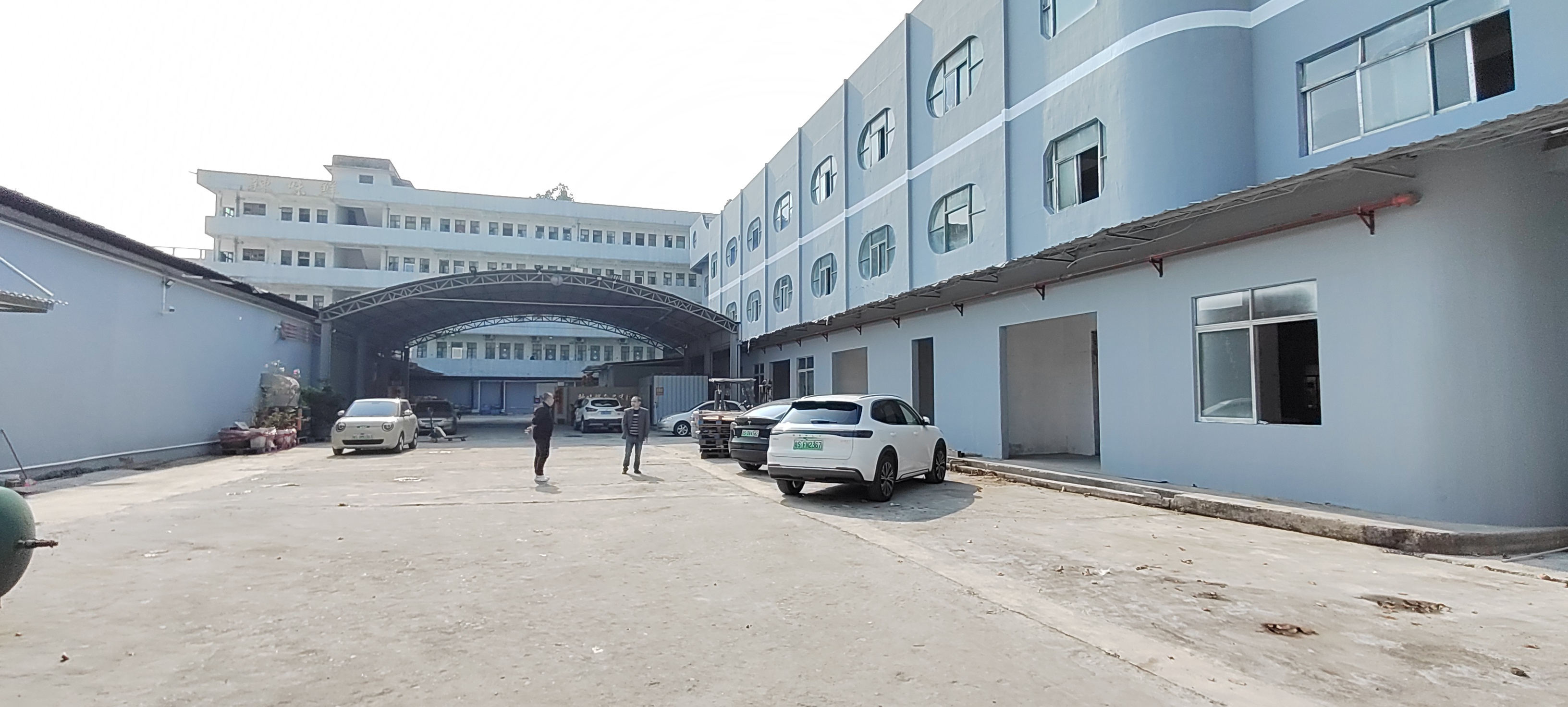 东莞市寮步镇可做家具独院厂房10元出租