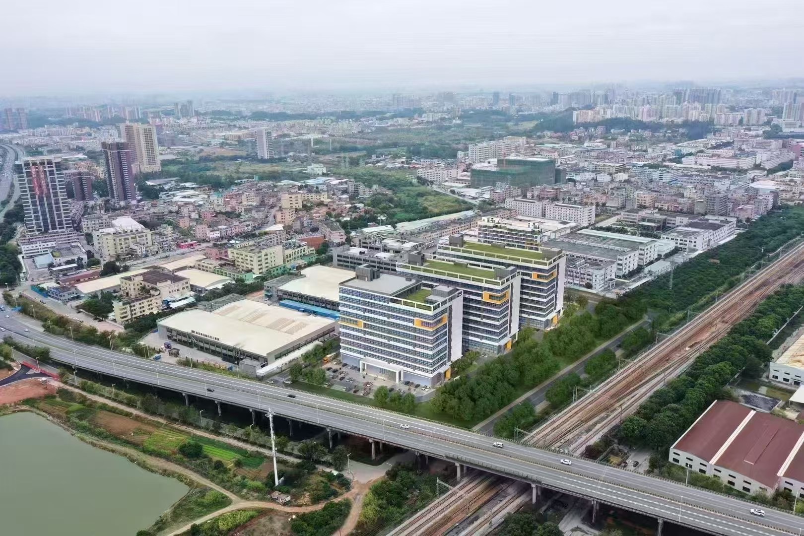 全新大型产业园，企业入驻优惠扶持政策