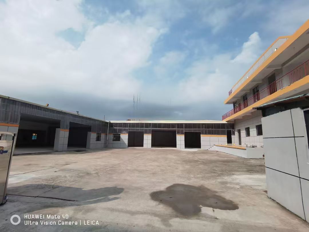 龙岗南约独院钢构厂房面积2580平方空地大现成装修即租即生产