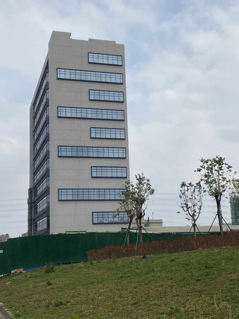 桑园工业区13000平方独院厂房出租