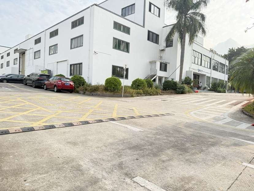 深圳龙华大浪工业园一楼厂房出租