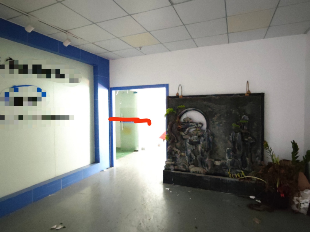 石岩上屋地铁口原房东厂房895平带装修出租