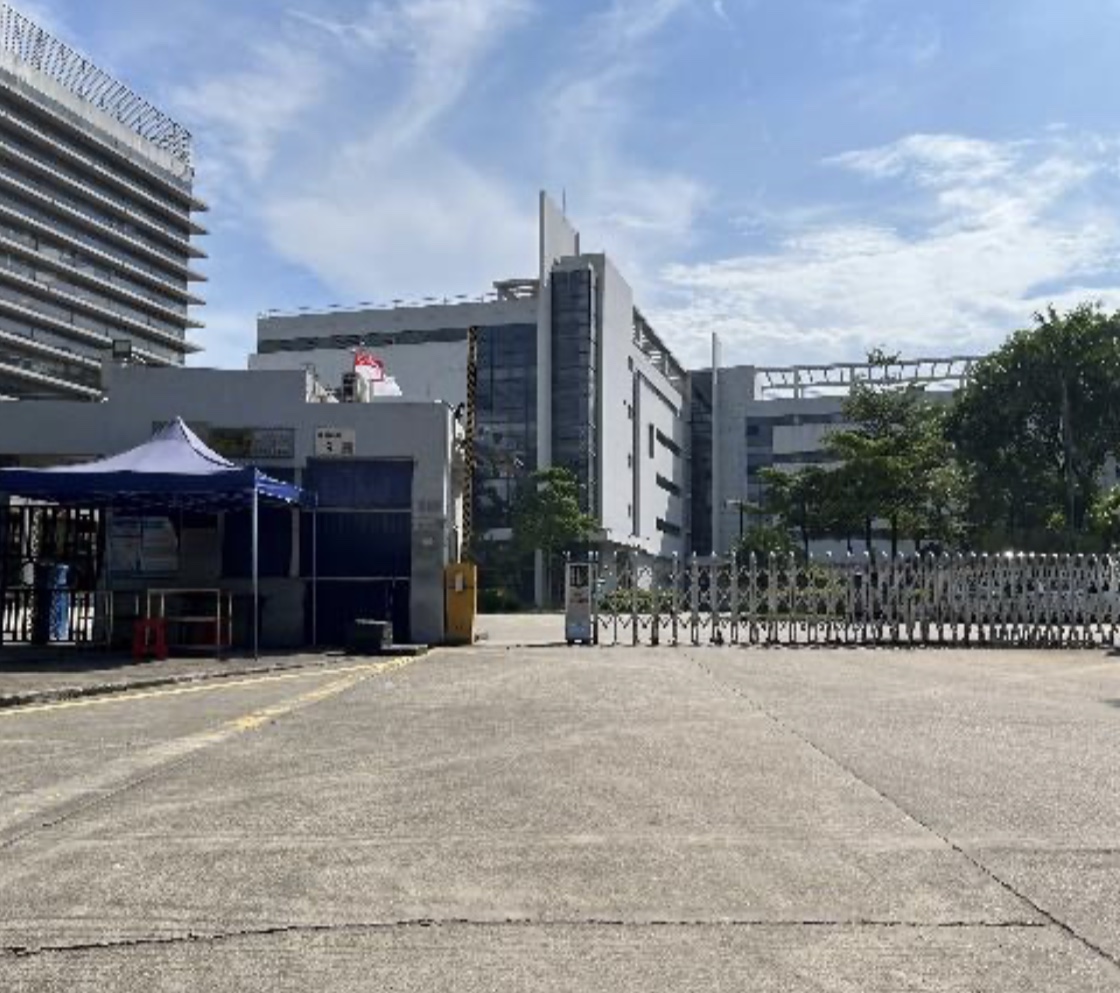 坪山大工业区新出2楼厂房面积1000现成办公室水电齐全出租！