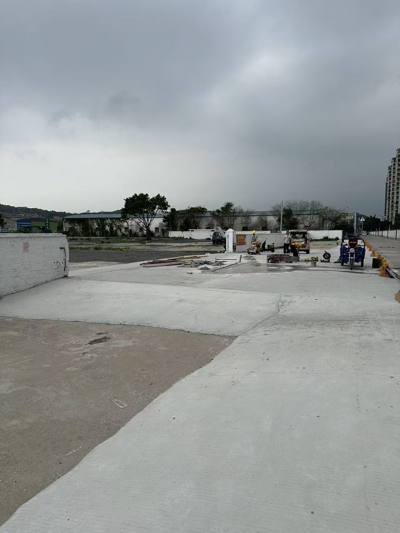 龙江园区空地三千方