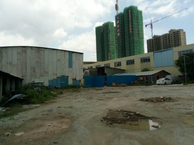 东莞寮步镇新出停车场