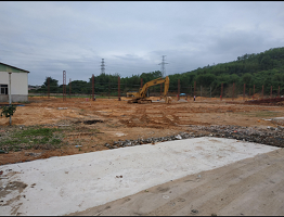 空地7亩，每亩7.5万，可以堆放停车等