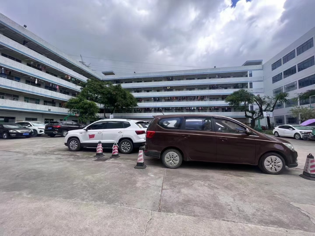 沙荷路边独门独院、宿舍7500平